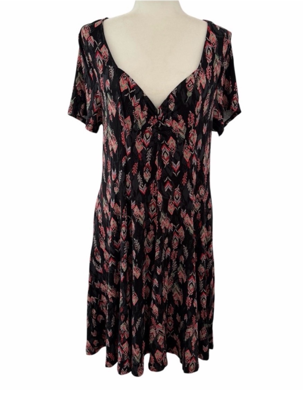 Torrid Black Feather Super Soft Knit Sweetheart Neck Swing Dress ~ 1/1X/14-16